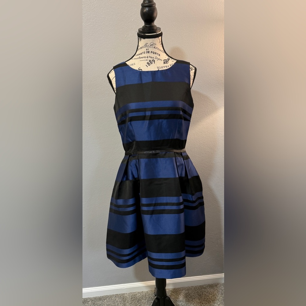 NWT Southern Tide Sleeveless Stripe Fit-and-Flare Dress - Picture 3 of 13